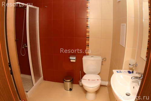 Lola Hotel 9